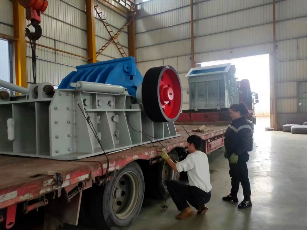 反击破装车中 反击破装车中