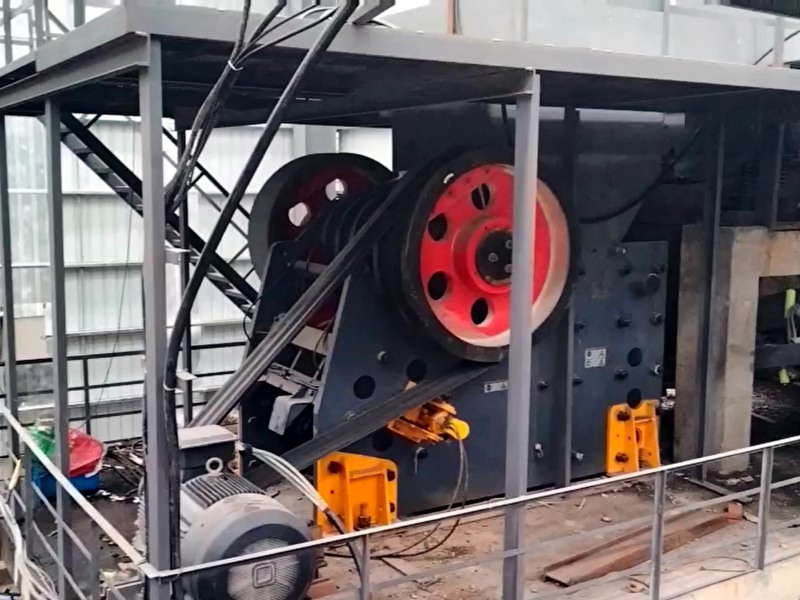 颚式破碎机保养方法和检修指南与专业建议