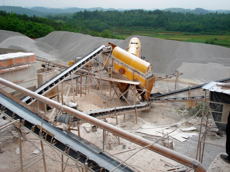 重庆石灰岩干法制砂生产线：高效节能的制砂解决方案