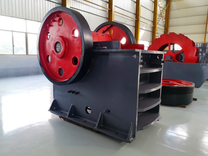 金矿破碎生产线堆浸提金工艺全流程解析：高效提金技术及设备选型指南